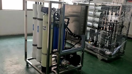 250LPH বাণিজ্যিক পরিশোধিত সমুদ্রের পানির লবণ পানি পানীয় জলের মেশিনে